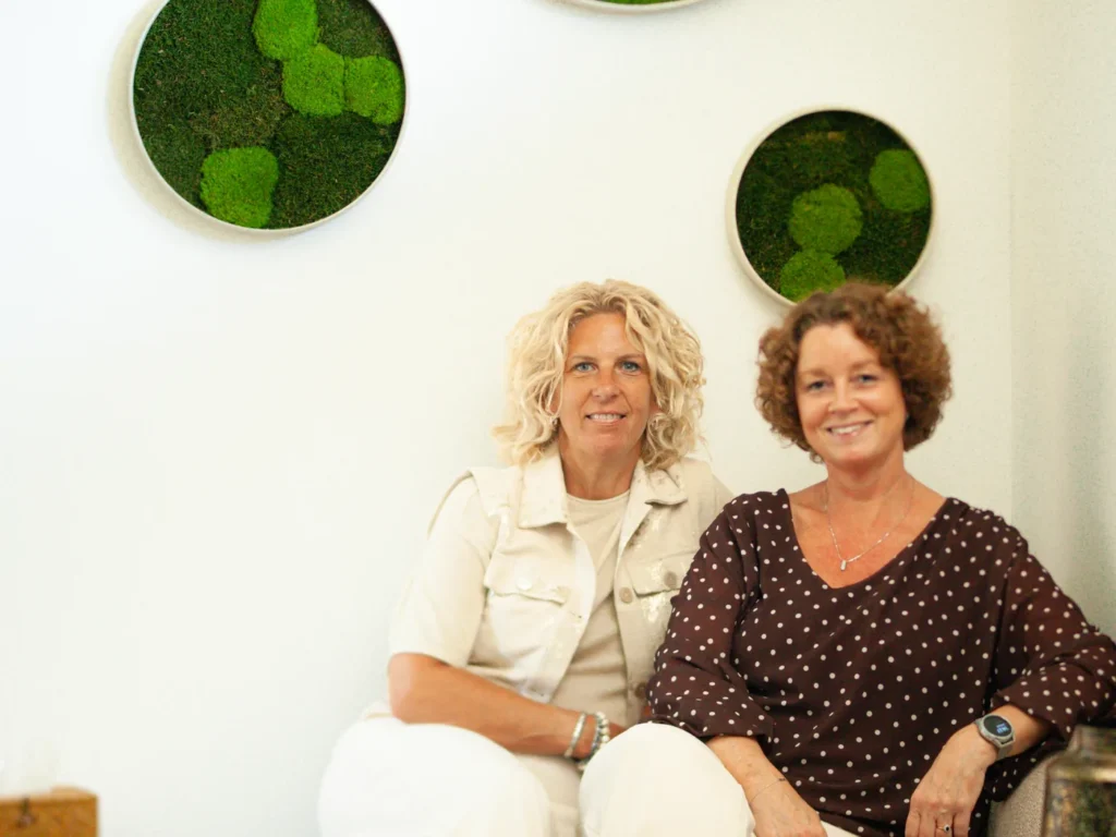 Chantal en Angelique van Andante Uitvaartbegeleiding